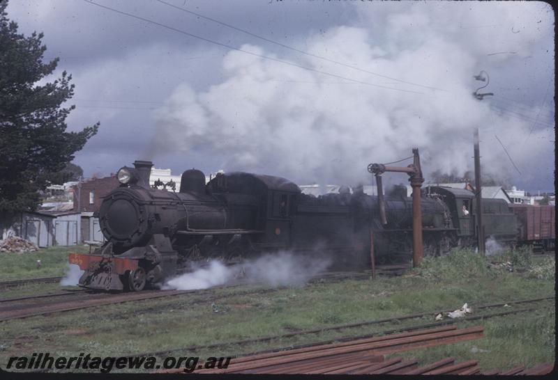 T02235
FS class 359 double heading with a W class, Collie, BN line, goods train
