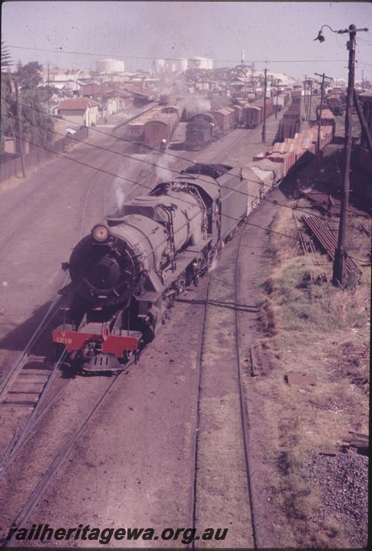 T02248
V class 1218, Bunbury, SWR line, on No.171 goods train for Collie
