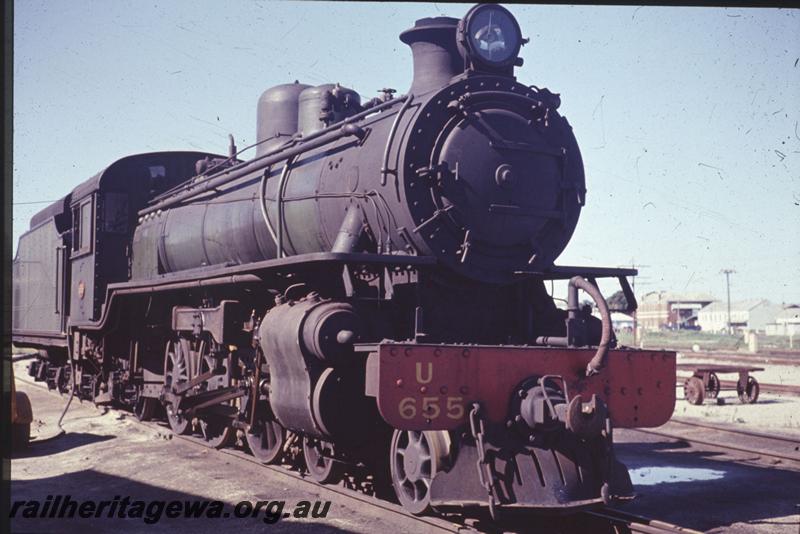 T02276
U class 655, side and front view.
