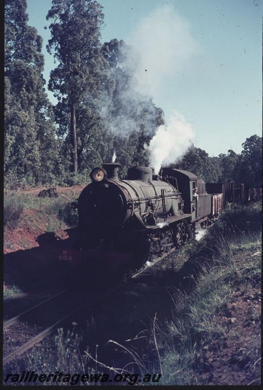 T02291
W class 904, Moorhead, BN line, on No.171 goods train
