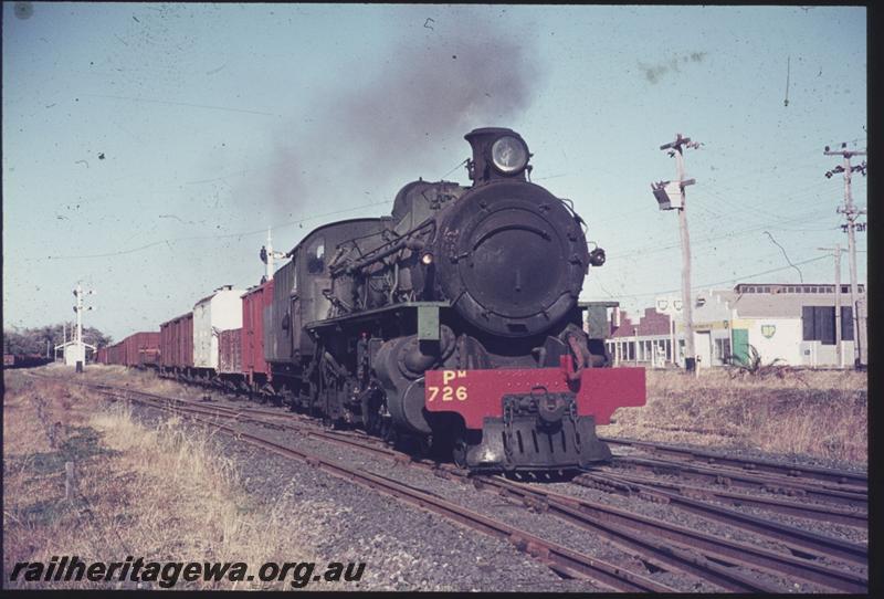 T02297
PM class 726, Picton, SWR line, heading No.171 goods train out of Picton
