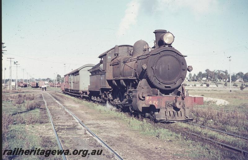 T02313
FS class 420, Collie, shunting
