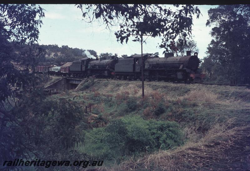 T02338
W class 920, W class 936, Beela, BN line, on No.171 goods train
