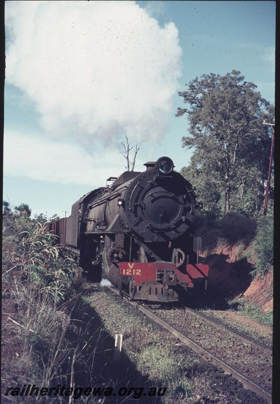 T02340
V class 1212, Moorhead, BN line, on No.176 goods train
