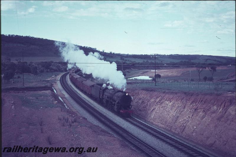 T02382
V class, Avon Valley Line, goods train
