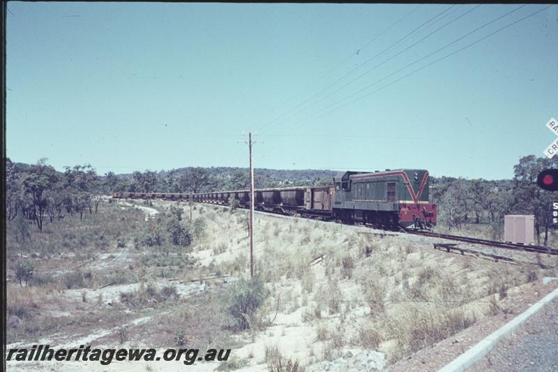 T02391
A class 1506, Kwinana to Jarrahdale line, bauxite train
