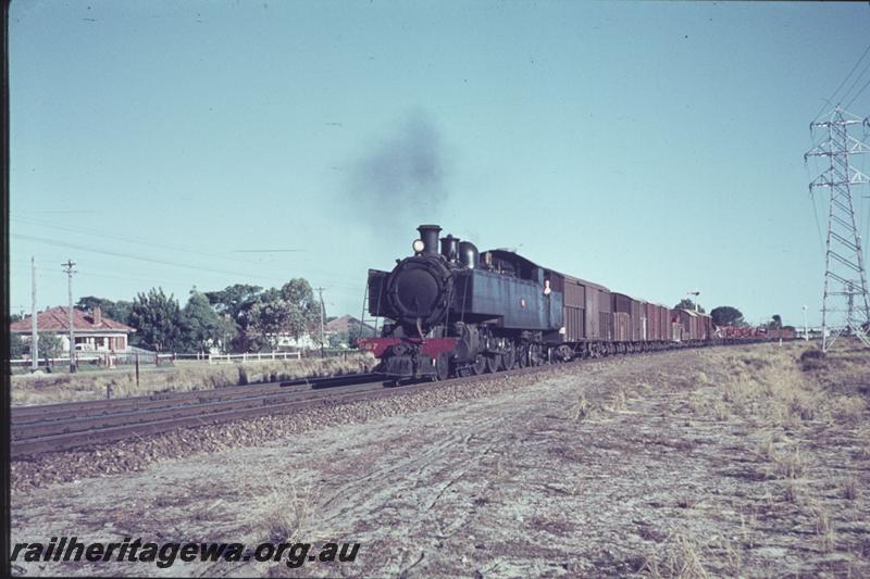 T02393
DM class 587, suburban goods train
