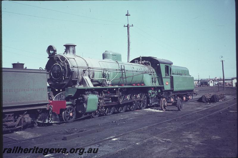 T02438
W class, East Perth Loco Depot, heavily weathered
