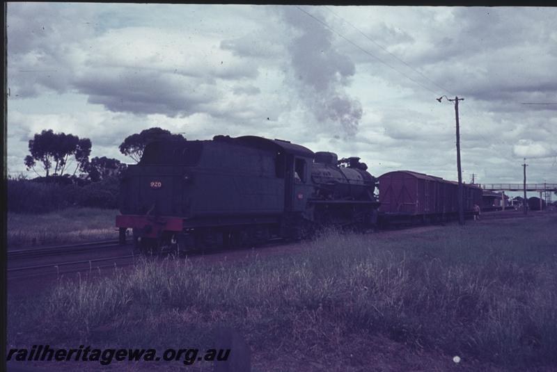 T02472
W class 920, Narrogin, GSR line, shunting
