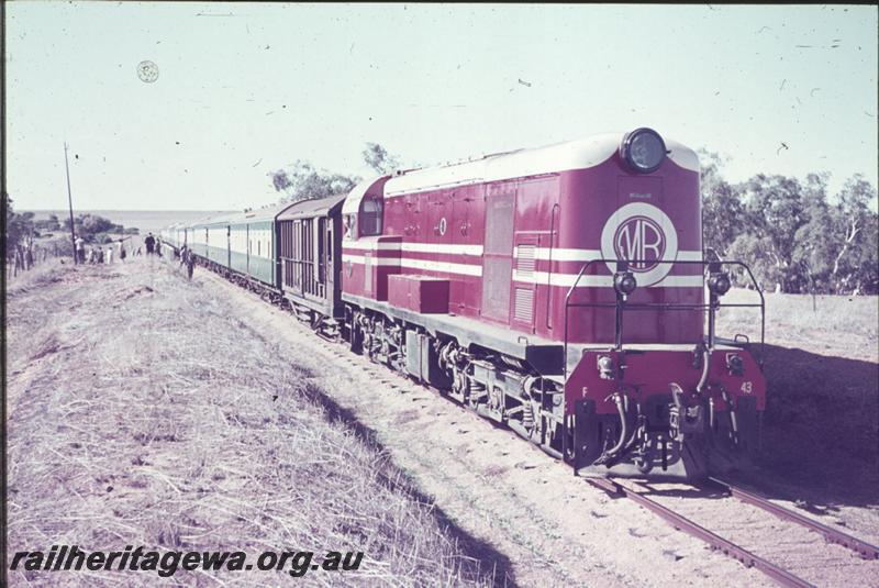 T02481
MRWA F class 43, in MRWA livery with 