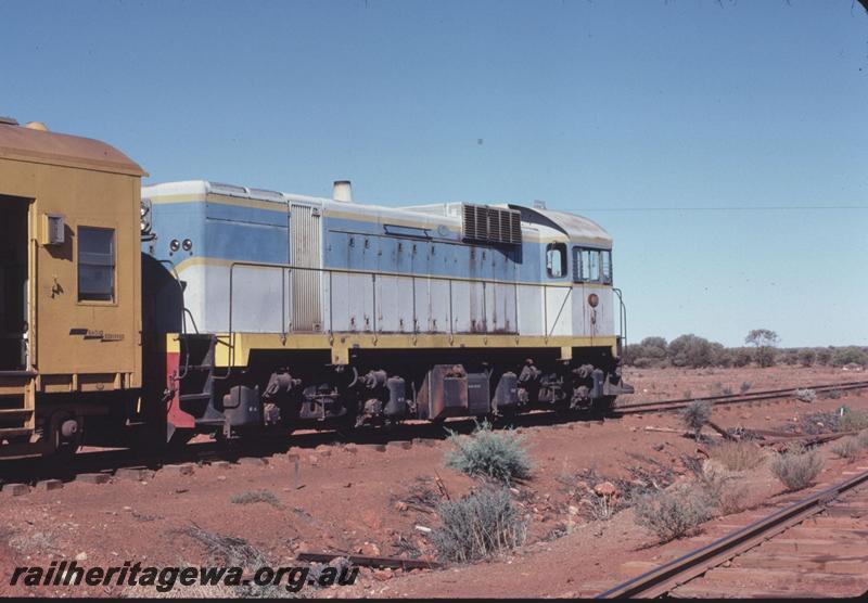 T02525
J class 102, Malcolm, original livery, end and side view.
