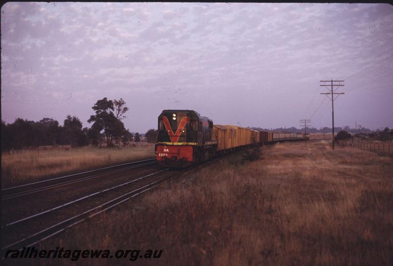 T02541
DA class 1573, near Midland, on the 