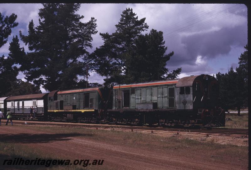 T02542
F class 45, F class 41, Dwellingup, PN line, double heading on an ARHS tour train.
