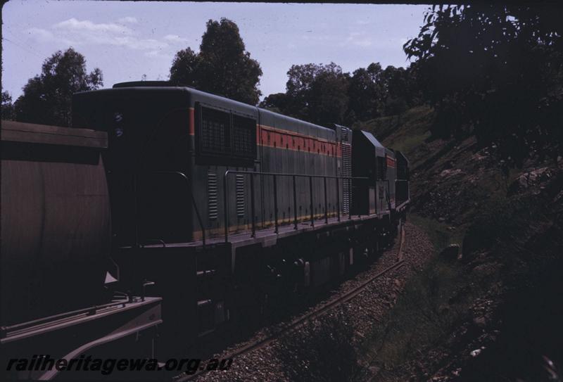 T02562
D class 1561, D class 1563, Kwinana to Jarrahdale line, bauxite train, descending with full load 
