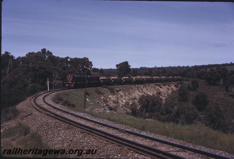 T02563
D class 1561, D class 1563, Kwinana to Jarrahdale line, bauxite train, descending with full load 
