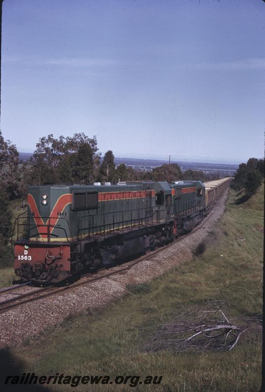 T02567
D class 1563, double heading, Kwinana to Jarrahdale line, empty bauxite train
