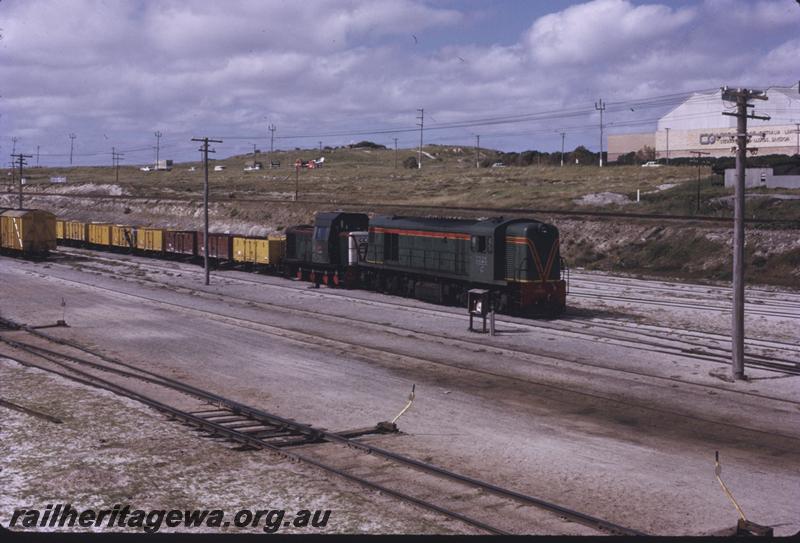 T02587
C class 1701, B class 1608, Leighton Yard, goods train
