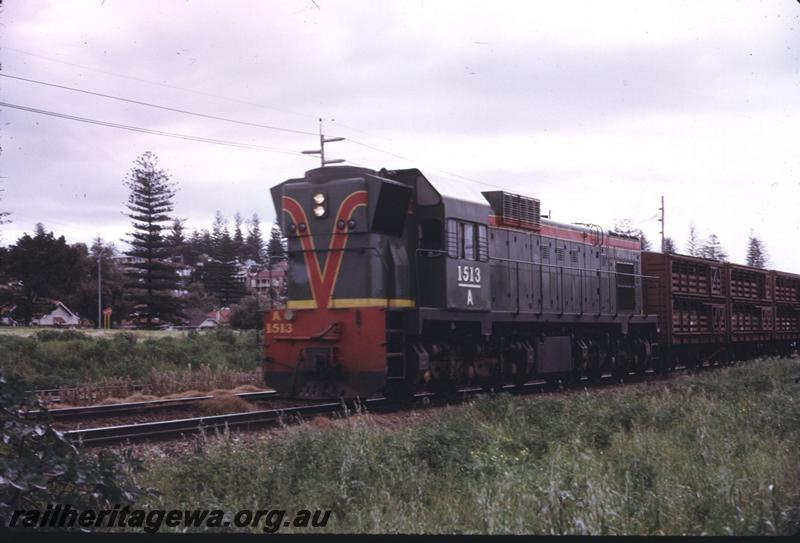 T02599
A class 1513, Cottesloe, livestock train
