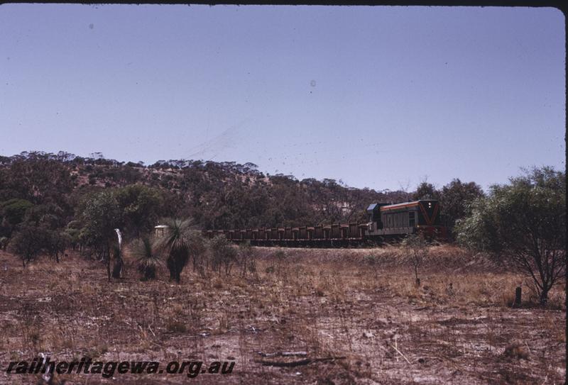 T02612
A class 1506, iron ore train bound for Wundowie, ER line.
