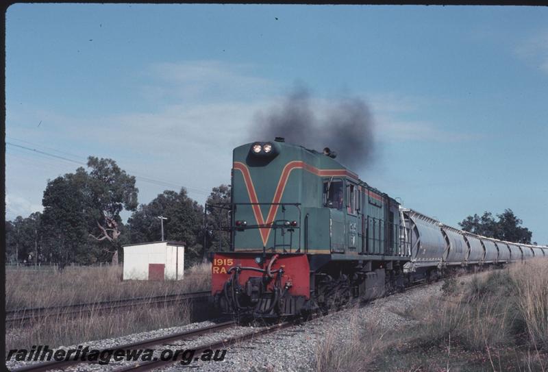 T02637
RA class 1915, North Dandalup, SWR line, alumina train
