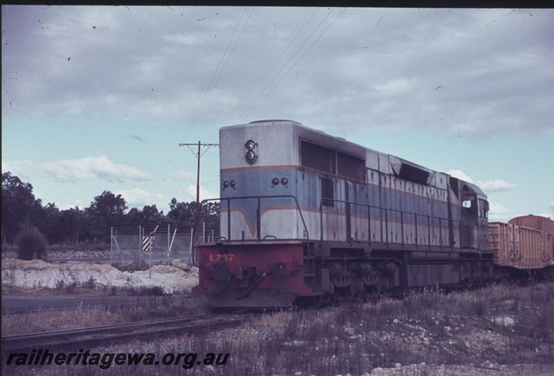 T02700
L class 267, original livery, Forrestfield, freight train
