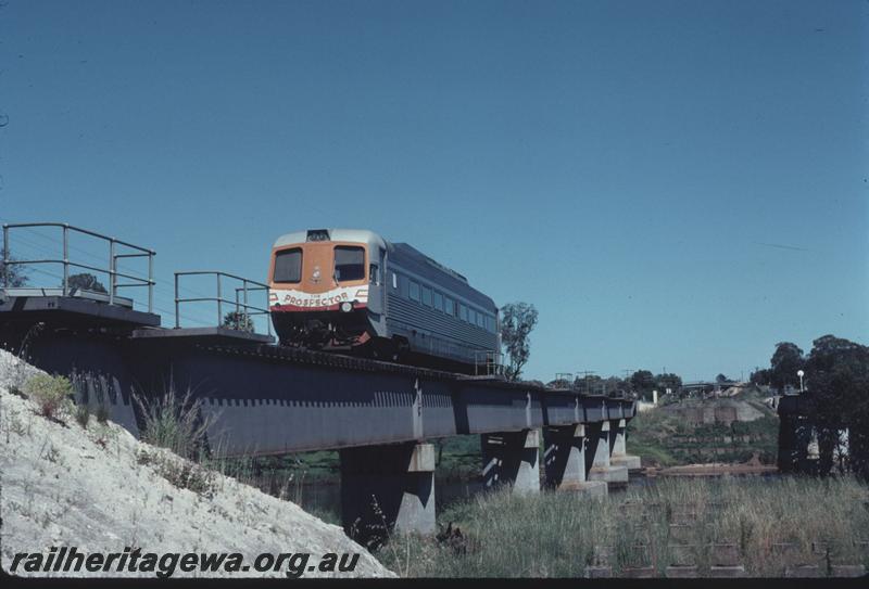 T02750
Prospector, single car, Guildford Bridge
