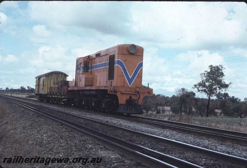 T02791
Y class 1116, short goods train
