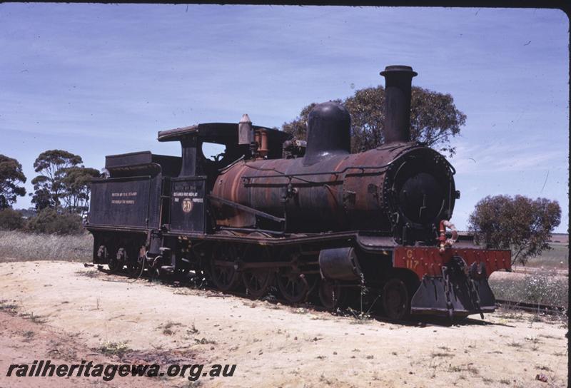 T02895
G class 117, Merredin, awaiting restoration
