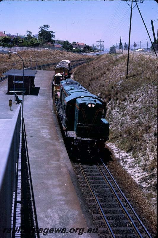 T02948
RA class 1907, passing through Mount Lawley station, goods train
