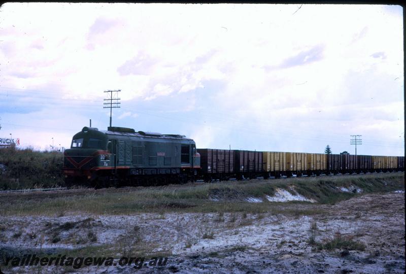 T02954
XB 1022, train of GH class wagons
