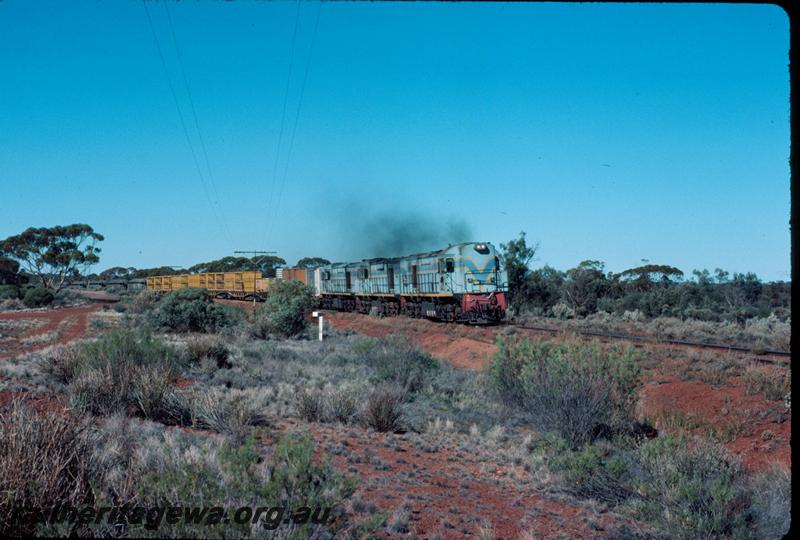 T02956
KA class 212, triple heading, 32 miles north of Kalgoorlie
