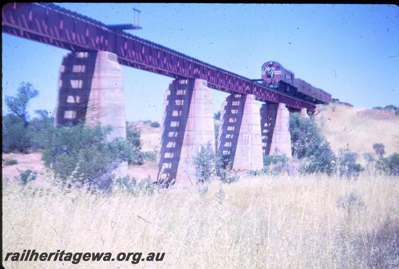 T02960
F class 45, steel girder bridge, Eradu Bridge, NR line, goods train
