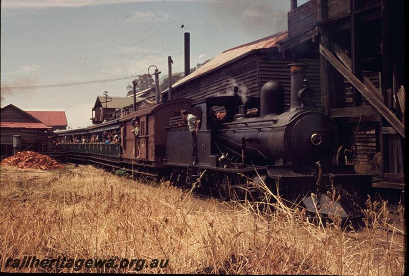 T03120
Millars loco No.71 hauling The 