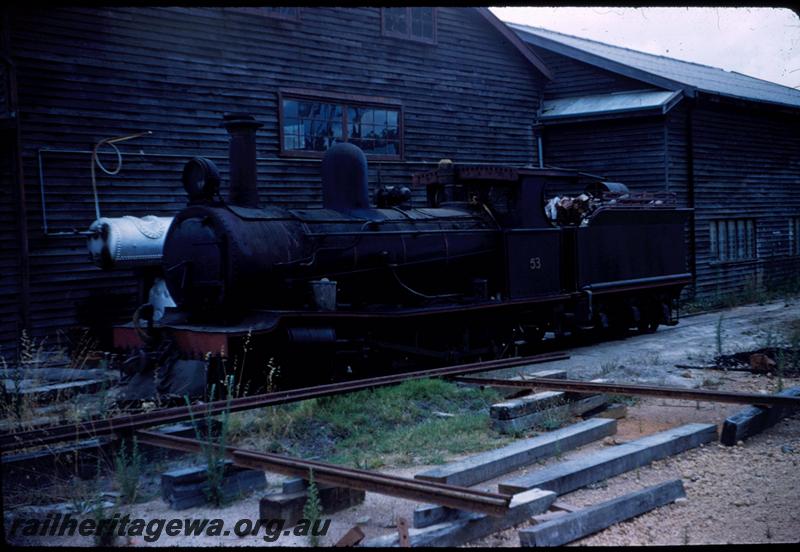 T03133
Bunnings loco No.53, Manjimup, front and side view
