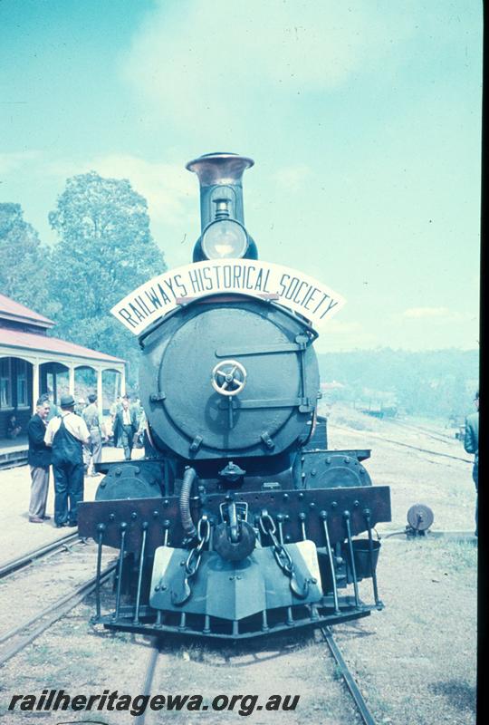 T03140
Millars loco No.58, outside the mill Office, Jarrahdale Mill, about to head off with the first ARHS tour train.
