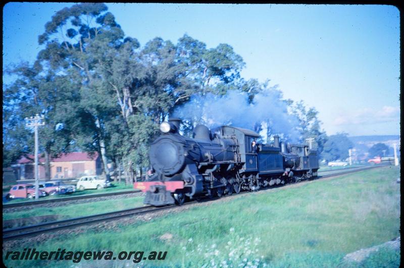 T03183
FS class 460 towing a G class, Kelmscott, SWR line
