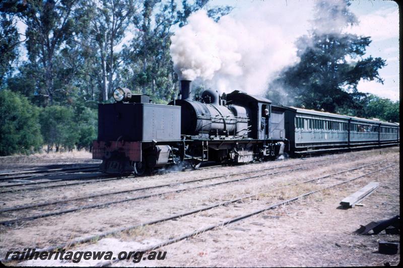 T03218
MSA class 498 Garratt loco, Wonnerup, BB line, passenger train
