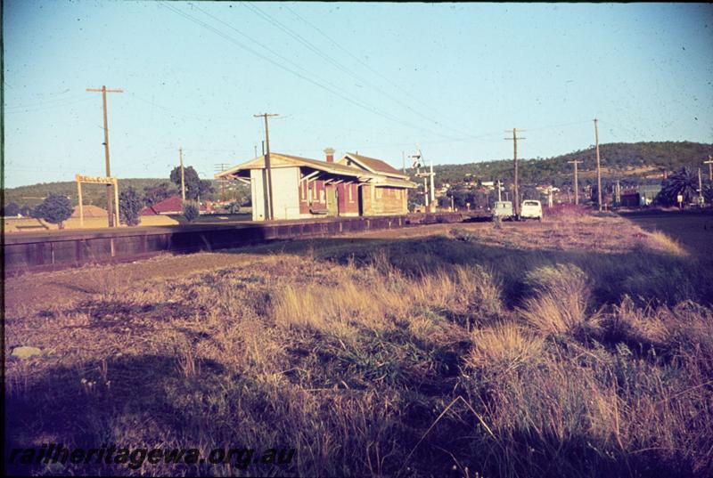 T03233
Station building, signal box, nameboard, bracket signal, Bellevue, looking east
