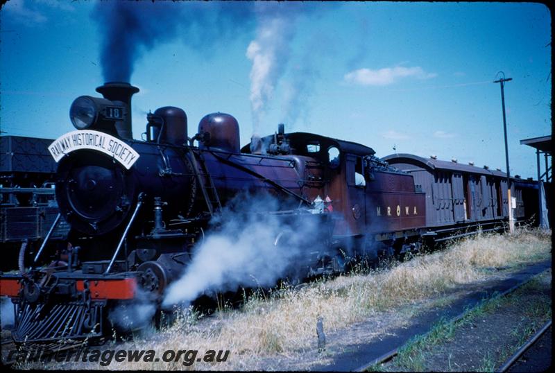 T03280
MRWA C class 18, Midland Junction, departing MRWA yard, on ARHS tour train
