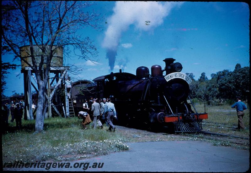 T03283
MRWA C class 18, water tower with a round tank, Muchea, MR line, on ARHS tour train
