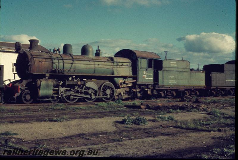 T03355
PR class, side view, out of service, possibly PR 521 