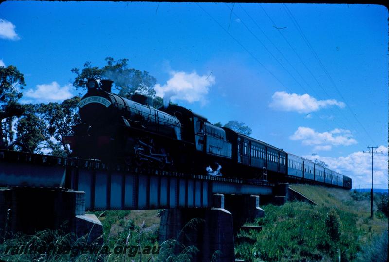 T03528
W class 904, steel girder bridge, Serpentine, SWR line, ARHS tour train to Dwellingup
