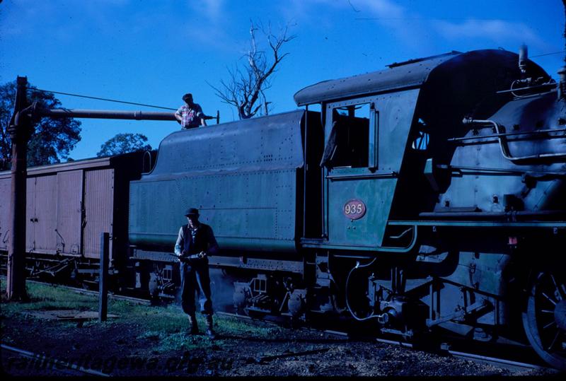 T03542
W class 935, water column, Bowelling, BN line, goods train, taking water, shows loco crew
