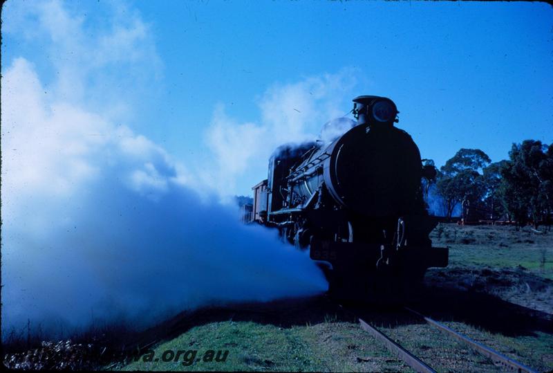 T03548
W class 935, Cordering, WB line, head on view of loco blowing off steam from cylinders
