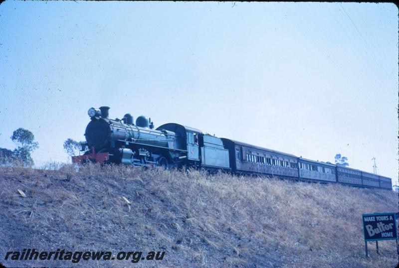 T03571
P class 503, Meltham, passenger train
