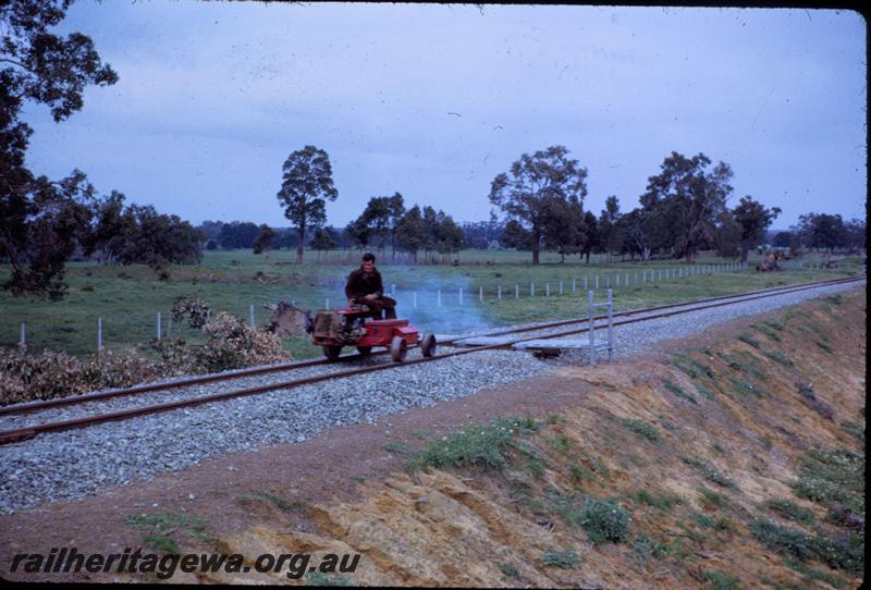 T03683
Inspection trolley, Mundijong, on new track 
