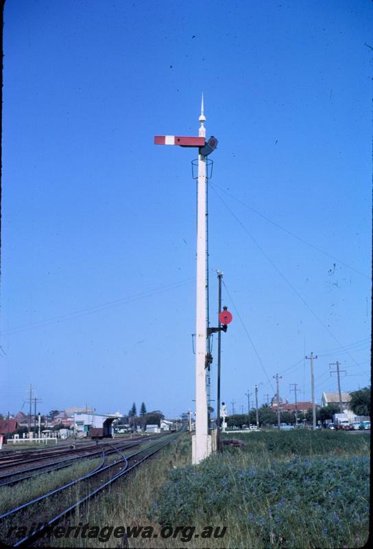 T03708
Signals, Maylands 