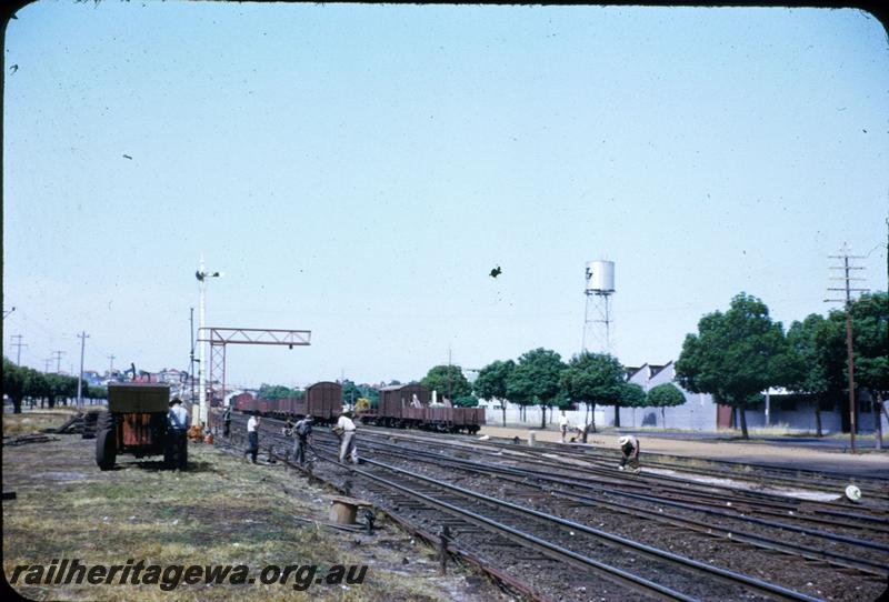 T03724
Signals, yard, Maylands
