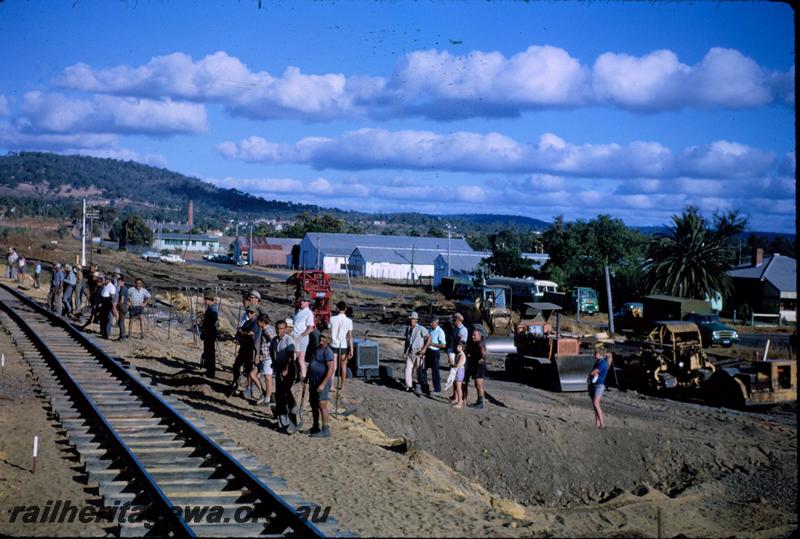 T03790
Track workers, Bellevue, waiting for train to pass
