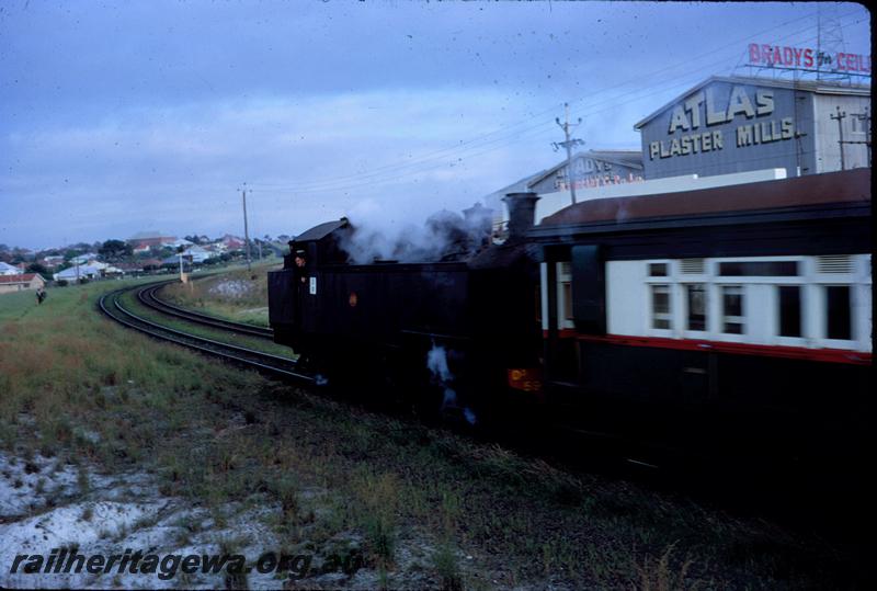T03803
DD class 596, Bayswater, suburban passenger train, 